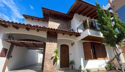 Casa com 4 quartos à venda na Rua Gaston Englert, 522, Vila Ipiranga, Porto Alegre, 189 m2 por R$ 1.420.000