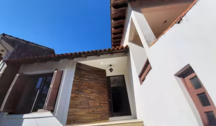 Casa com 3 quartos à venda na Rua Silvério Souto, 490, Teresópolis, Porto Alegre, 230 m2 por R$ 583.000
