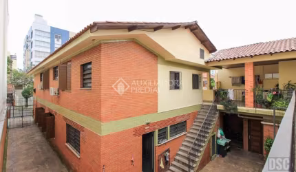 Casa com 7 quartos à venda na Rua Gomes Jardim, 622, Santana, Porto Alegre, 442 m2 por R$ 1.800.000