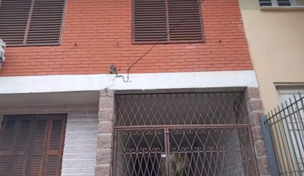 Casa com 3 quartos à venda na Rua Gomes Jardim, 819, Santana, Porto Alegre, 150 m2 por R$ 880.000