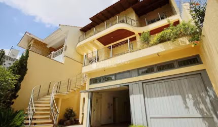 Casa com 5 quartos à venda na Rua Isidoro Tressi, 507, Jardim Botânico, Porto Alegre, 379 m2 por R$ 1.615.000