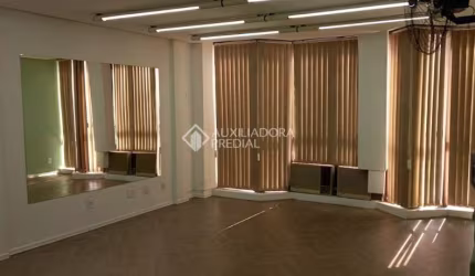 Sala comercial para alugar na Avenida Érico Veríssimo, 720, Menino Deus, Porto Alegre, 36 m2 por R$ 1.200