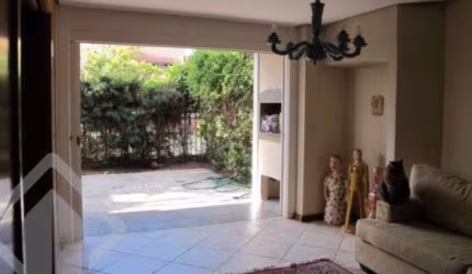 Casa em condomínio fechado com 3 quartos à venda na Rua Engenheiro Ildefonso Simões Lopes, 114, Três Figueiras, Porto Alegre, 222 m2 por R$ 1.383.000