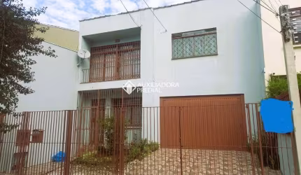 Casa com 4 quartos à venda na Rua Gomes Jardim, 849, Santana, Porto Alegre, 256 m2 por R$ 795.000