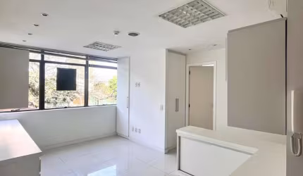 Sala comercial à venda na Rua General Rondon, 670, Tristeza, Porto Alegre, 24 m2 por R$ 300.000