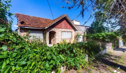 Casa com 3 quartos à venda na Rua Doutor Ney Cabral, 363, Nonoai, Porto Alegre, 125 m2 por R$ 250.000