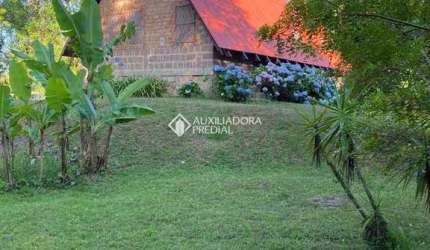 Fazenda à venda na Gomercindo Caetano da Rocha, 70, Fiuza, Viamão, 200 m2 por R$ 599.000