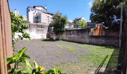 Terreno à venda na Rua Domingos Crescêncio, 821, Santana, Porto Alegre, 200 m2 por R$ 380.000