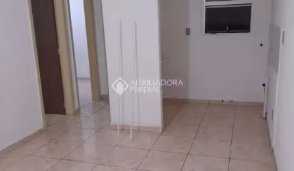 Apartamento com 2 quartos à venda na Rua Vinte e Seis de Março, 415, Mário Quintana, Porto Alegre, 38 m2 por R$ 150.000
