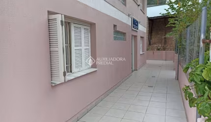 Casa em condomínio fechado com 5 quartos à venda na Rua Luiz de Camões, 389, Santo Antônio, Porto Alegre, 269 m2 por R$ 913.000