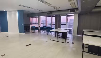 Sala comercial à venda na Rua dos Andradas, 1001, Centro Histórico, Porto Alegre, 273 m2 por R$ 649.000
