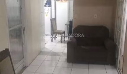 Casa em condomínio fechado com 4 quartos à venda na Rua Mário de Artagão, 388, Partenon, Porto Alegre, 90 m2 por R$ 280.000