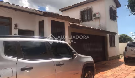Casa em condomínio fechado com 5 quartos à venda na Rua André Pitthan, 80, Coronel Aparício Borges, Porto Alegre, 280 m2 por R$ 550.000