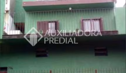 Casa em condomínio fechado com 7 quartos à venda na Rua Podalírio João da Rocha, 196, Jardim Carvalho, Porto Alegre, 400 m2 por R$ 300.000