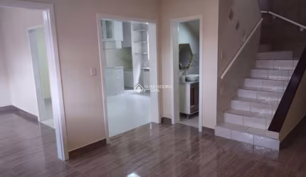 Casa com 2 quartos à venda na Rua Ernesto Zamprogna, 103, Morro Santana, Porto Alegre, 158 m2 por R$ 598.000