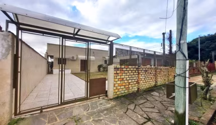 Casa com 2 quartos à venda na Rua Francisco Valdomiro Lorenz, 284, Jardim Carvalho, Porto Alegre, 100 m2 por R$ 499.000