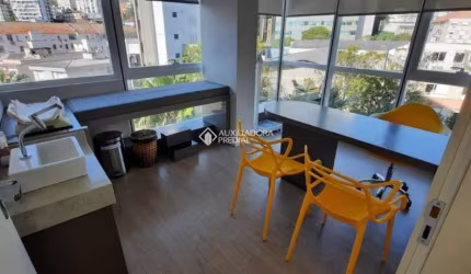 Sala comercial à venda na Rua Ramiro Barcelos, 630, Floresta, Porto Alegre, 90 m2 por R$ 870.000