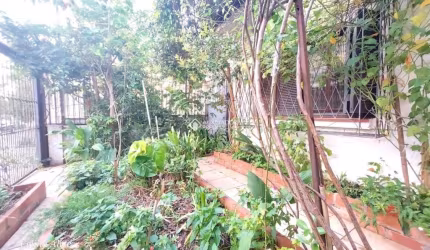 Casa com 3 quartos à venda na Rua Coronel Jaime da Costa Pereira, 179, Partenon, Porto Alegre, 296 m2 por R$ 424.000