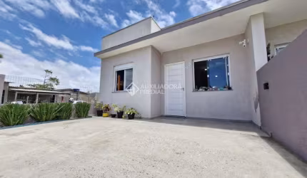 Casa com 3 quartos à venda na Rondônia, 364, Nova Tramandaí, Tramandaí, 75 m2 por R$ 234.000