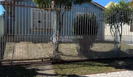 Casa com 3 quartos à venda na Rua das Araras, 875, Harmonia, Canoas, 108 m2 por R$ 380.000