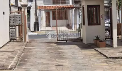 Casa com 3 quartos à venda na Rua Atenas, 44, Niterói, Canoas, 105 m2 por R$ 365.000