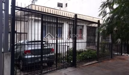 Terreno em condomínio fechado à venda na Rua Guararapes, 185, Petrópolis, Porto Alegre, 609 m2 por R$ 1.200.000