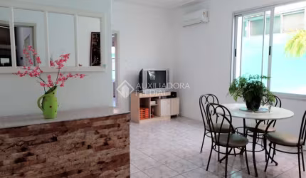Apartamento com 2 quartos à venda na Avenida Presidente Franklin Roosevelt, 549, Navegantes, Porto Alegre, 78 m2 por R$ 290.000