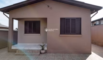 Casa com 3 quartos à venda na CICERO ALFAMA DE OLIVEIRA, 220, Centro, Nova Santa Rita, 120 m2 por R$ 499.900