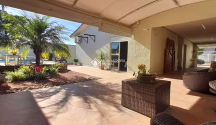 Casa em condomínio fechado com 3 quartos à venda na Rua Maurício de Nassau, 13, Estância Velha, Canoas, 160 m2 por R$ 745.000