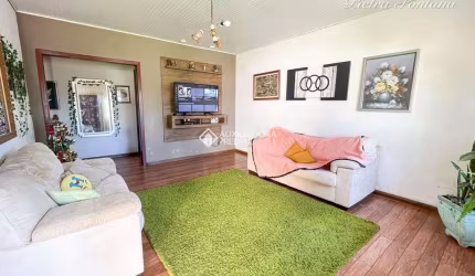 Casa com 4 quartos à venda na Rua das Camélias, 757, Igara, Canoas, 83 m2 por R$ 700.000