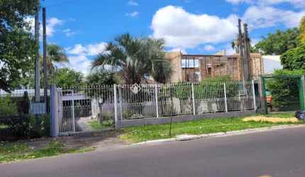Casa com 3 quartos à venda na Rua Bagé, 904, Niterói, Canoas, 484 m2 por R$ 550.000
