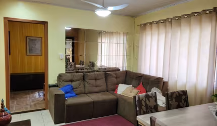 Casa com 3 quartos à venda na Rua Primeiro de Maio, 903, Niterói, Canoas, 350 m2 por R$ 850.000