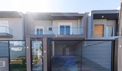 Casa com 3 quartos à venda na Rua Doutor Iran Maciel, 240, Estância Velha, Canoas, 220 m2 por R$ 1.399.000