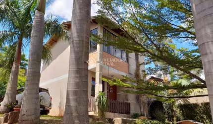 Casa com 2 quartos à venda na Rua Novo Hamburgo, 870, Parque Amador, Esteio, 330 m2 por R$ 635.999