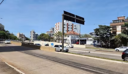 Casa com 3 quartos à venda na Avenida Carlos Gomes, 2029, Petrópolis, Porto Alegre, 221 m2 por R$ 2.500.000