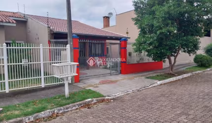 Casa com 3 quartos à venda na Rua Montreal, 155, São José, Canoas, 69 m2 por R$ 580.000
