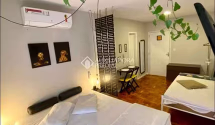 Apartamento com 1 quarto à venda na Rua Primeiro de Setembro, 166, Vila São José, Porto Alegre, 27 m2 por R$ 135.000