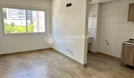 Apartamento com 2 quartos à venda na Rua Brasil, 1375, Centro, Canoas, 51 m2 por R$ 295.000