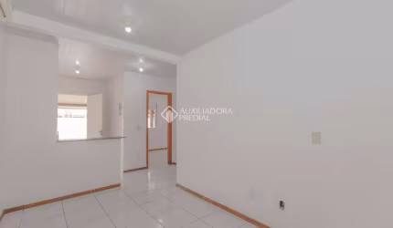 Casa em condomínio fechado com 2 quartos à venda na Rua Santa Eulália, 57, Olaria, Canoas, 57 m2 por R$ 249.900