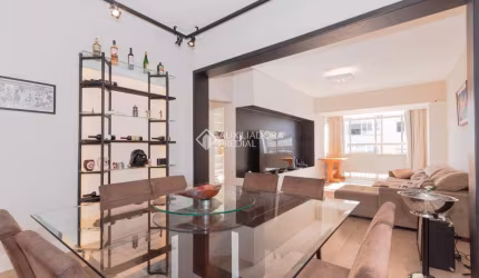 Apartamento com 3 quartos à venda na Rua Duque de Caxias, 925, Centro Histórico, Porto Alegre, 140 m2 por R$ 1.200.000
