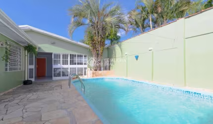 Casa em condomínio fechado com 3 quartos à venda na Rua Pistoia, 864, Rio Branco, Canoas, 220 m2 por R$ 599.000