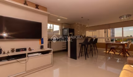 Apartamento com 2 quartos à venda na Rua Santa Terezinha, 682, Nossa Senhora das Graças, Canoas, 79 m2 por R$ 559.999