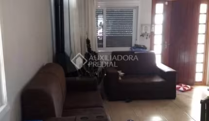 Casa em condomínio fechado com 2 quartos à venda na Rua Santa Lúcia, 152, Olaria, Canoas, 65 m2 por R$ 639.000