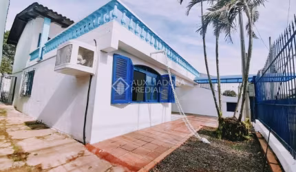 Casa em condomínio fechado com 4 quartos à venda na Rua Porto Seguro, 615, Nossa Senhora das Graças, Canoas, 140 m2 por R$ 580.000