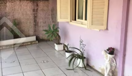Casa em condomínio fechado com 2 quartos à venda na Avenida Antônio Wobeto, 199, Mato Grande, Canoas, 150 m2 por R$ 370.000