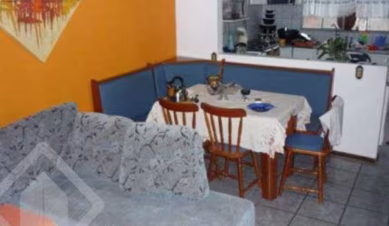 Casa em condomínio fechado com 5 quartos à venda na Rua dos Miosótis, 150, Harmonia, Canoas, 200 m2 por R$ 319.000