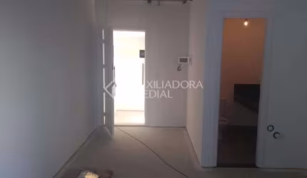 Sala comercial à venda na Avenida Getúlio Vargas, 4831, Centro, Canoas, 28 m2 por R$ 394.000