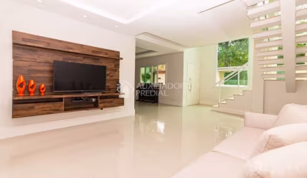 Casa com 3 quartos à venda na Avenida Inconfidência, 1735, Marechal Rondon, Canoas, 339 m2 por R$ 2.350.000