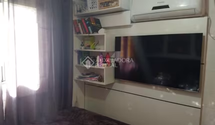 Apartamento com 2 quartos à venda na Rua Tomé Antônio de Souza, 240, Campo Novo, Porto Alegre, 39 m2 por R$ 144.000