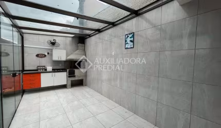 Casa com 3 quartos à venda na Rua Resedá, 95, Estância Velha, Canoas, 284 m2 por R$ 1.050.000